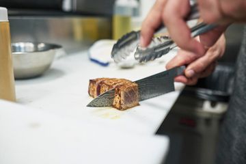 Shay & Ivy 17 American Flatiron Tenderloin