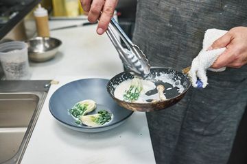 Shay & Ivy 19 American Flatiron Tenderloin