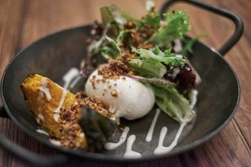 Shay & Ivy 7 American Flatiron Tenderloin