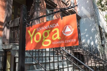 Sivananda Yoga Vedanta Center 1 Meditation Centers Yoga Bookstores undefined