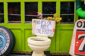 Trailer Park Lounge 1 Bars American Lounges undefined