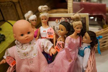 The Thrifty HoG 10 Vintage Childrens Clothing Women's Clothing Mens Clothing For Kids Flatiron Tenderloin