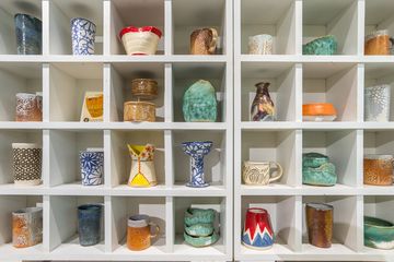 La Mano Pottery 14 Videos Pottery Chelsea Flower District Tenderloin