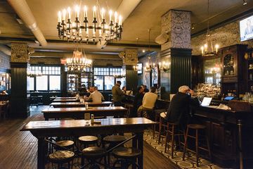 Flatiron Hall 4 Bars Beer Bars American Flatiron Tenderloin