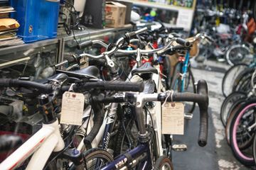 Chelsea Bicycles 3 Bike Shops Chelsea Flower District Tenderloin