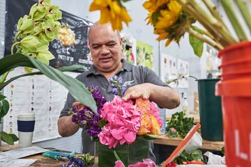 Starbright Floral Design 39 Florists Family Owned Flower District Tenderloin Chelsea