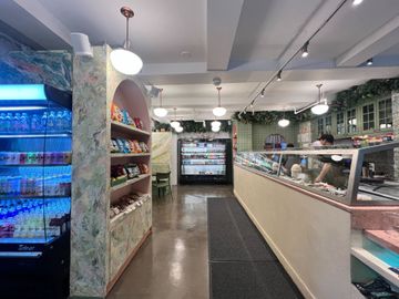 Interior Green Symphony American Midtown West Times Square Theater District