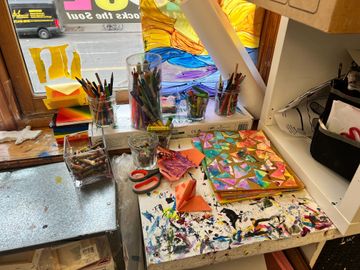 supply table at the paint place Artist Studios Upper West Side